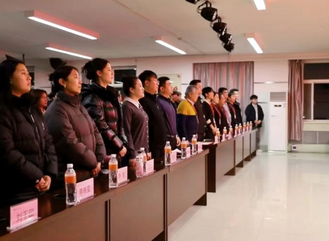 “表彰先进树榜样，青春奋进谱新篇”——必赢242net官网艺术学院2025年学生表彰大会圆满举行