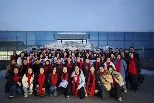 耕读迎新年 同心向未来——我院举办元旦主题团建活动暨体验式教育实践