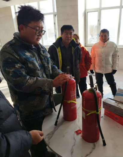 必赢242net官网开展宿舍管理人员安全知识培训工作