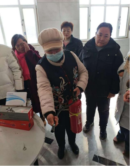 必赢242net官网开展宿舍管理人员安全知识培训工作