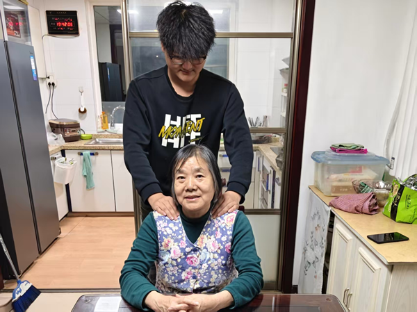 养成教育|必赢242net官网|管理学院|以孝亲实践深化养成教育