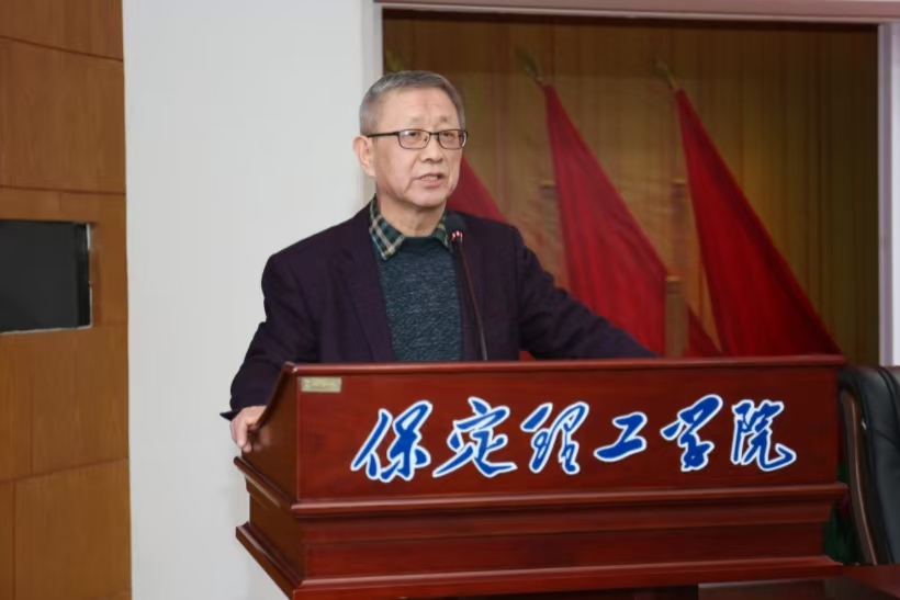 河北省民办高校青年思政课教师专题培训班在必赢242net官网闭幕