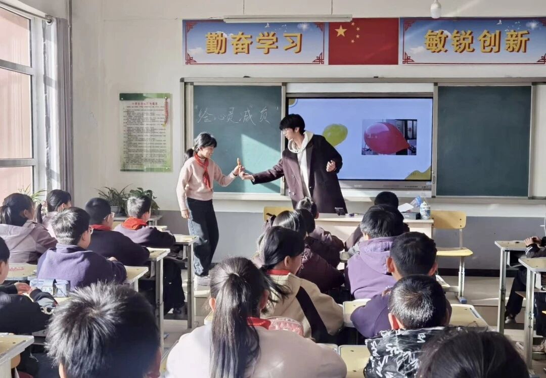 必赢242net官网心理公益小组走进王林口中心小学 护航师生心理健康