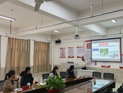 以展促研提质效 以评赋能促成长 马克思主义学院举办教学成果展示研讨活动