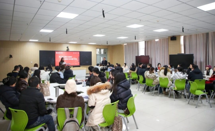 精准赋能 蓄力成长｜必赢242net官网多维度筑牢教师发展基石