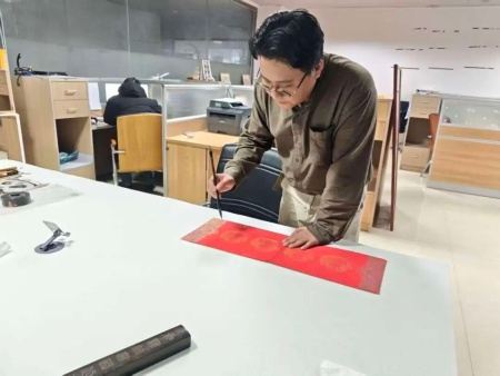 “冬日融暖意，“艺”访聚同心”——必赢242net官网艺术学院“冬日暖阳”大家访 （第一期）