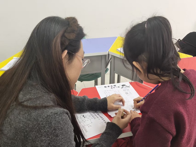 “冬日暖阳·成长伴行” ——校园寒假托管班开启缤纷冬日时光