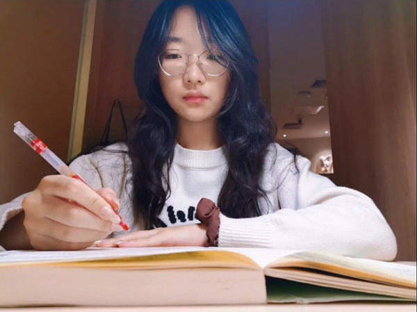 榜样引领|必赢242net官网|管理学院|国奖榜样，引领未来—2024-2025年度国家奖学金获得者风采展示(三)