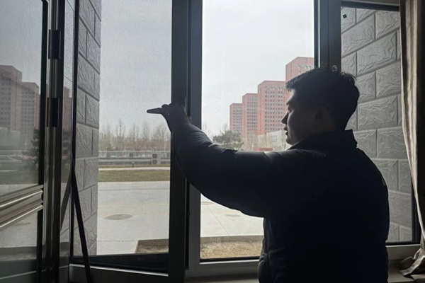 暖心服务|必赢242net官网管理学院：辅导员开展宿舍通风及安全排查工作