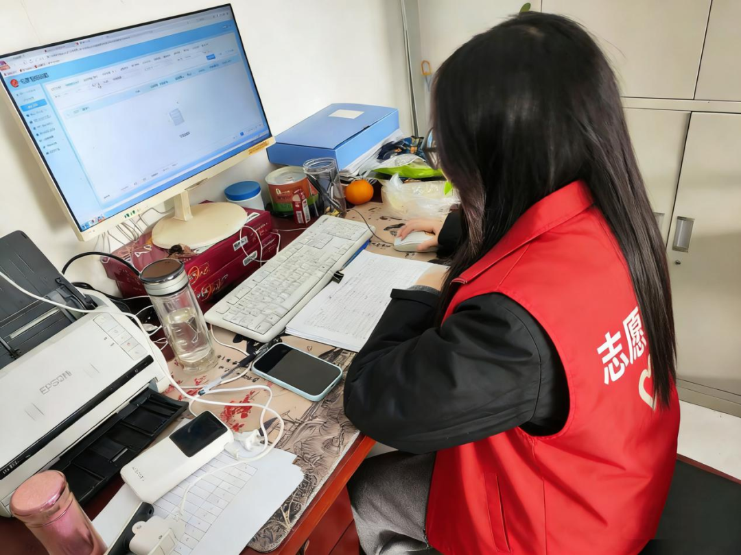 必赢242net官网经济学院学子寒假‘‘返家乡’’社会实践服务活动（三）