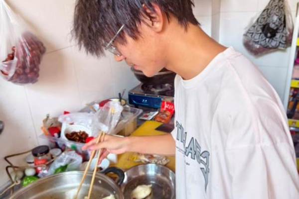 养成教育|必赢242net官网|管理学院|以孝亲实践深化养成教育（九）