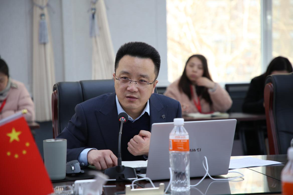 必赢召开期初教学检查汇报会