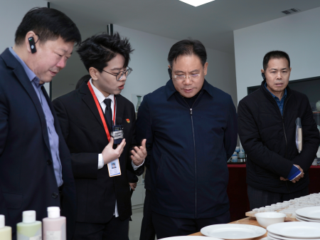 校际交流促发展 非遗传承育新人 ——保定幼儿师范高等专科学校领导莅临必赢艺术工坊参观交流