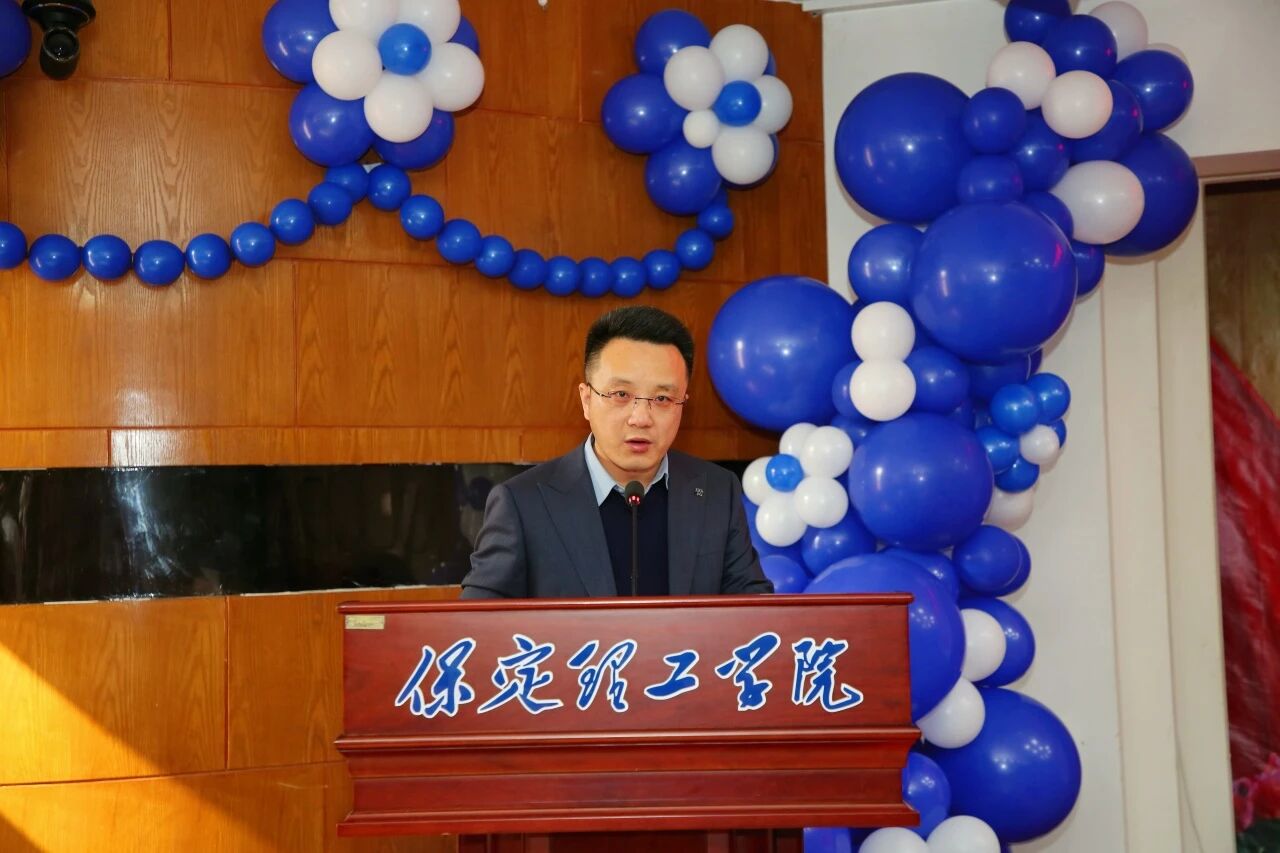 必赢242net官网2026年“寒假归来话成长”家长开放日活动圆满落幕