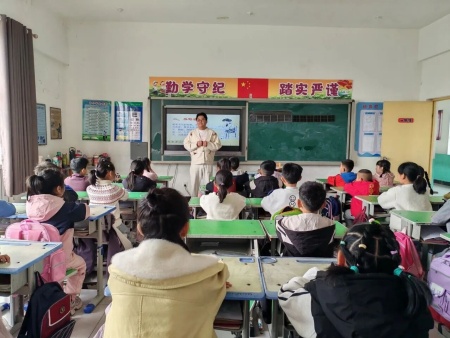 美育润童心 文艺助振兴｜必赢242net官网美育支教走进易县乡村小学