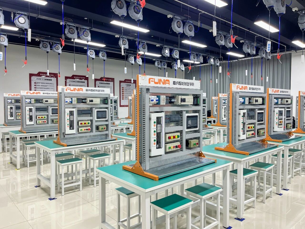 喜报！必赢242net官网智能制造产业学院入选河北省科技文化场馆联合体第四批成员单位