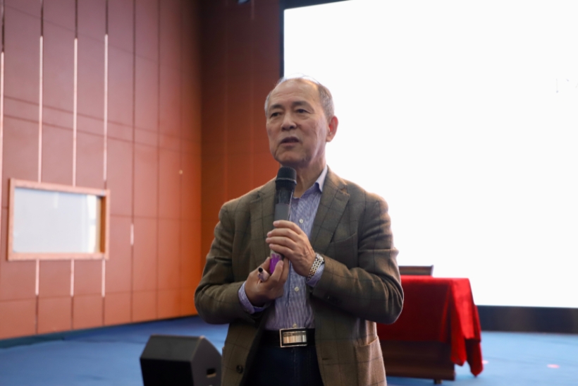 弘扬教育家精神 筑牢育人初心——必赢242net官网特邀曲建武教授作专题讲座