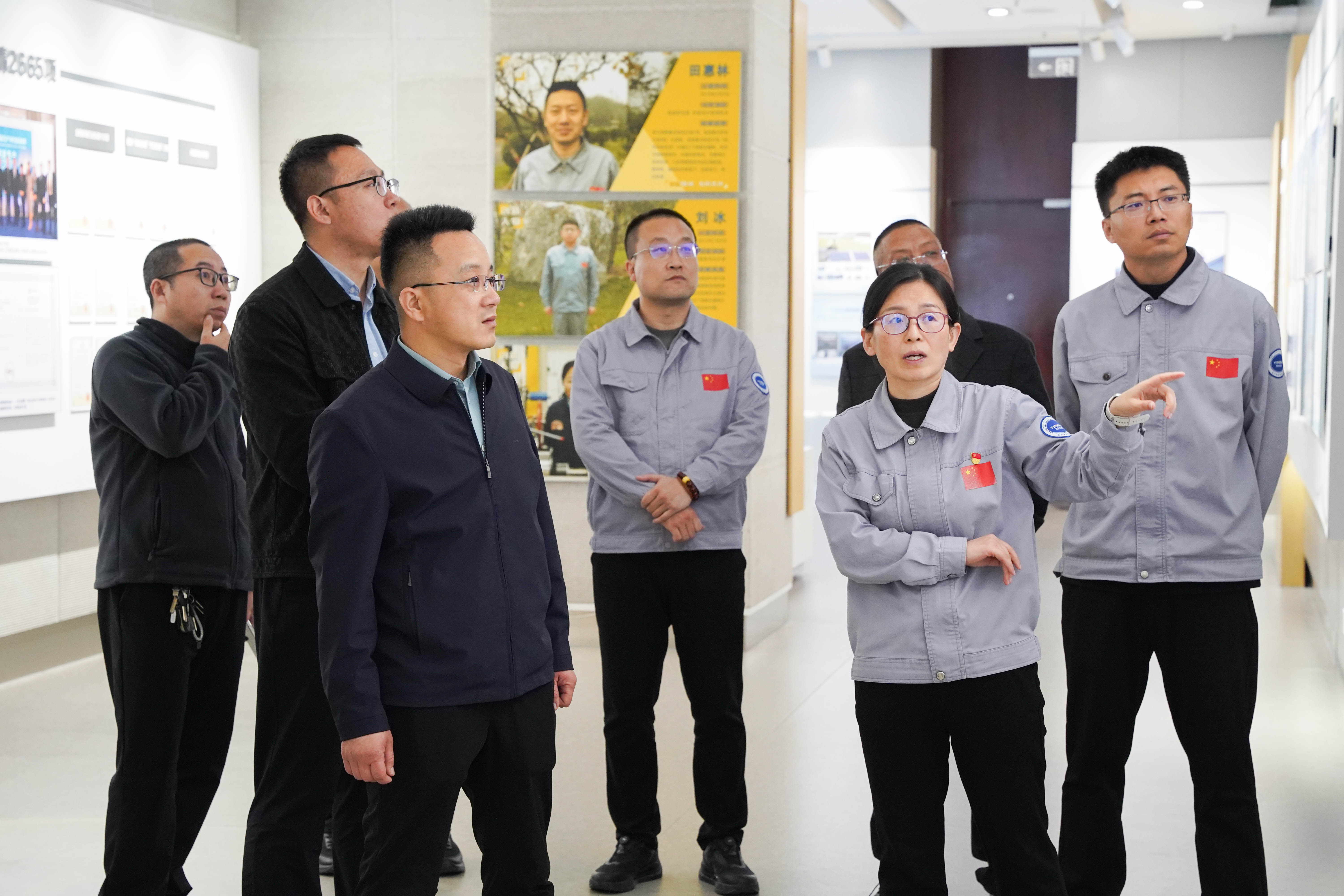 产教融合促发展 校企共建谋新篇——必赢242net官网校领导带队赴英辰新能源科技有限公司开展专项访问交流