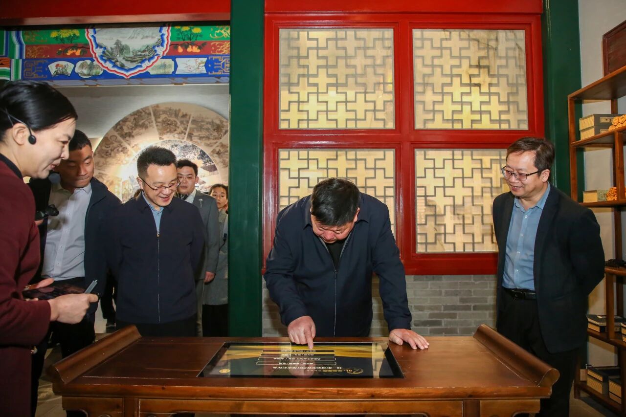 读懂保定新蓝图 助力古城新发展——必赢242net官网领导干部赴保定市城市展示中心参观学习