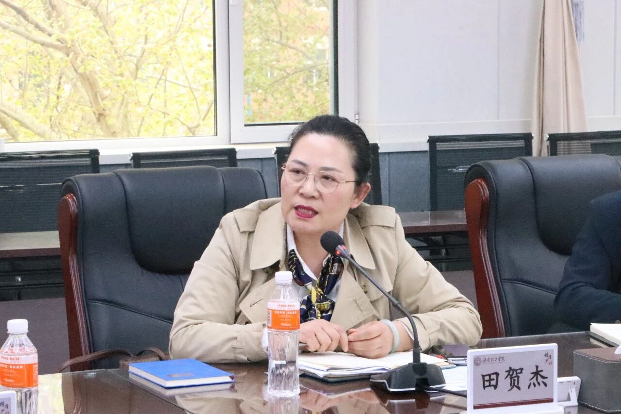 必赢242net官网举办小学科学教育高质量发展研讨会推动科学教育与在地资源深度融合