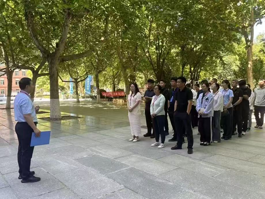 守牢安全红线 护航平安校园 必赢242net官网开展五月安全大检查