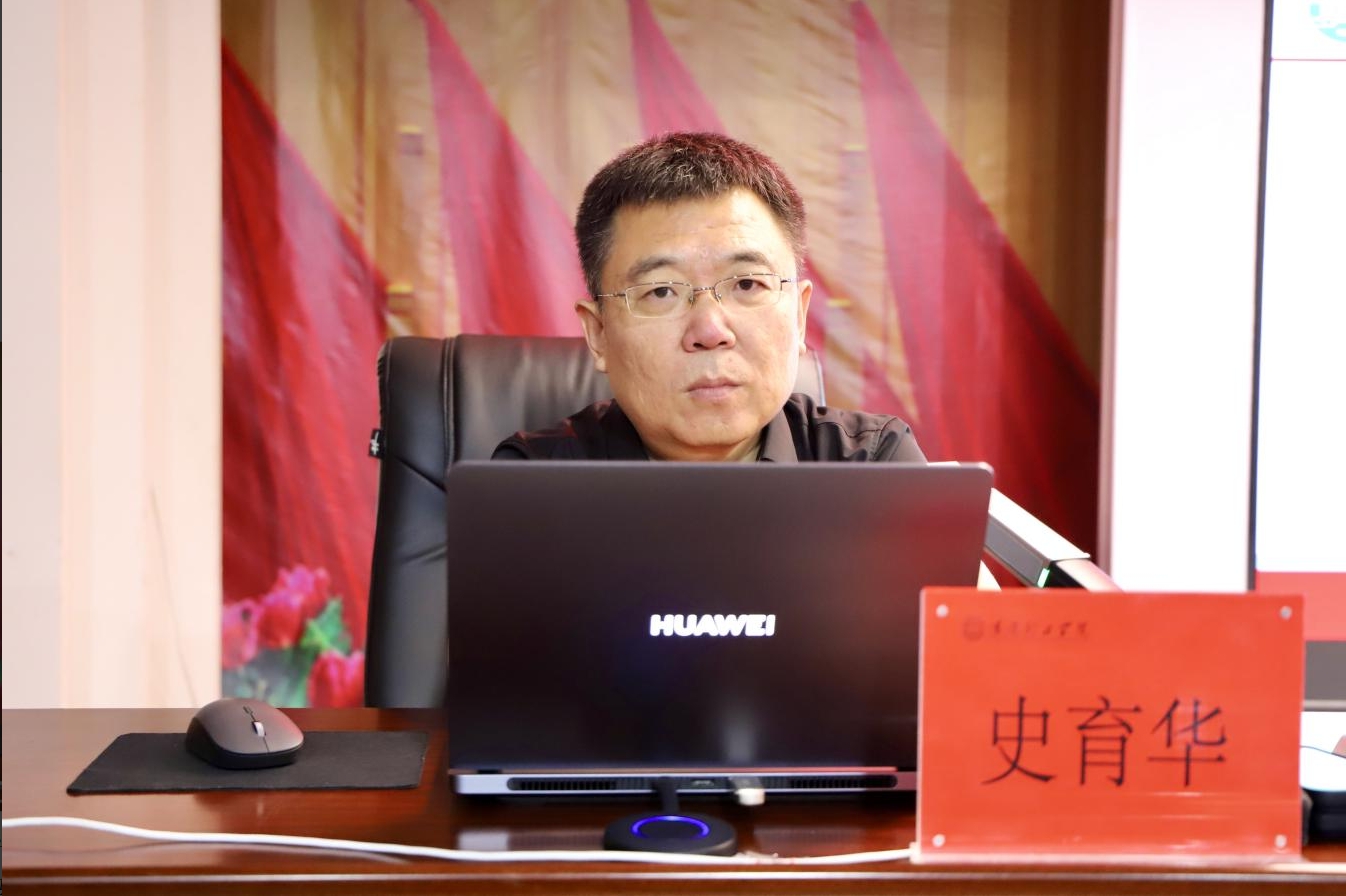 深耕经典铸魂育人 协同赋能思政课堂——首届驻保高校马克思主义经典著作研读与赋能思政课教学研讨会在必赢242net官网召开