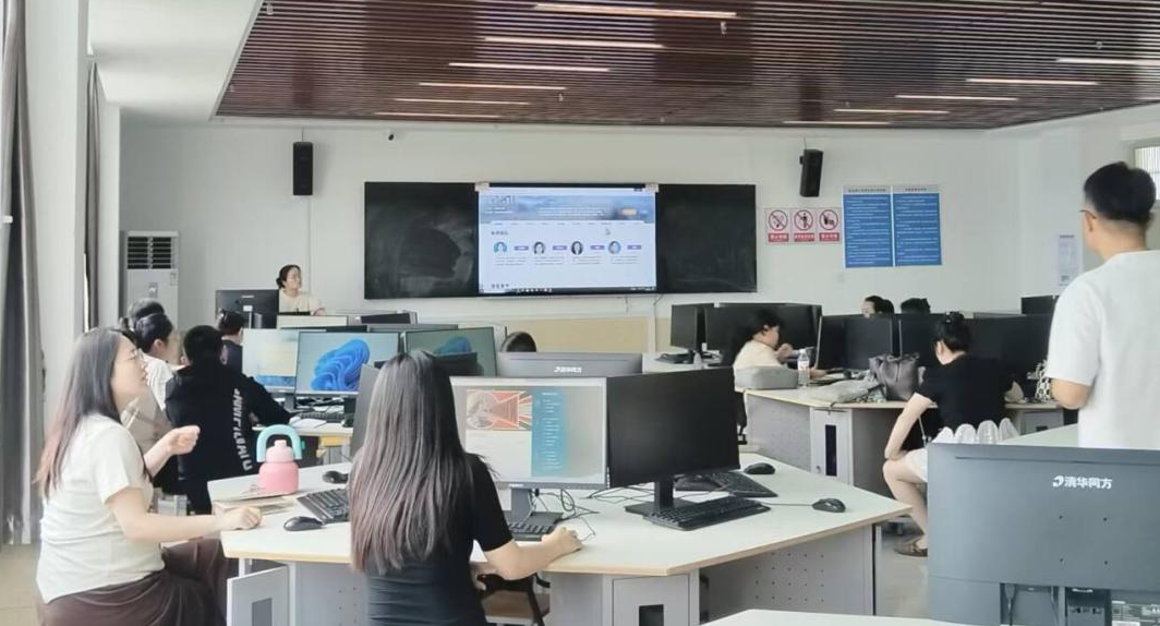 必赢242net官网成功举办“智慧课程建设工作坊”系列培训